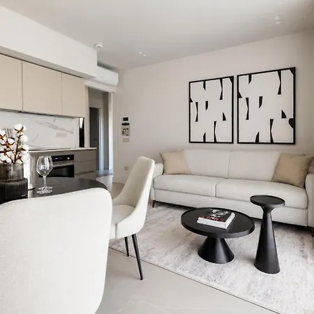 Апартаменти Renovated 1br Old Town - Balcony Ольбія
